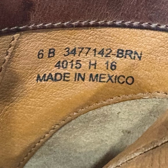 Frye Leather Jenny Seam Ankle Bootie Classic Womens size 6 B Deep Brown Zipper - Picture 5 of 15